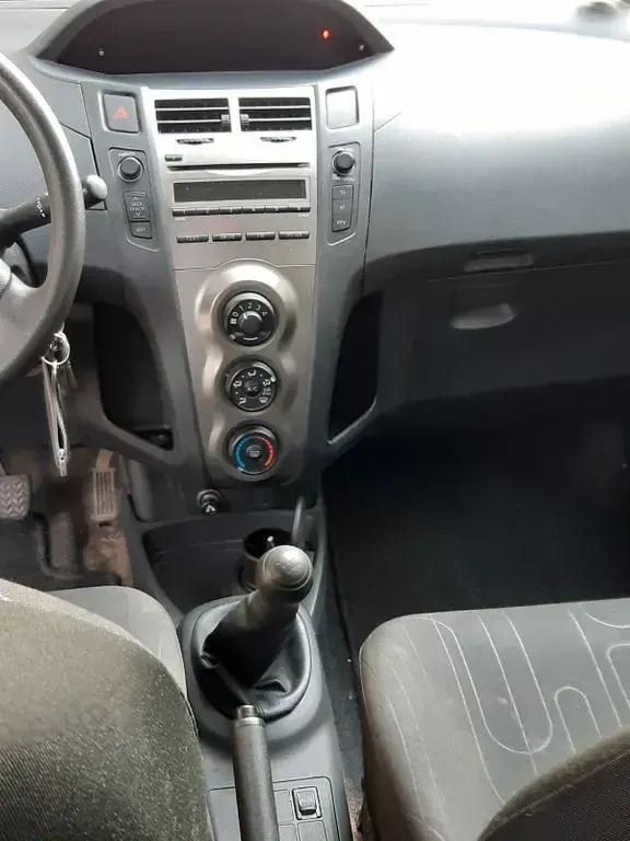 Gebraucht Toyota Yaris Cool 69 PS (50 kW) 2009 Grün Kleinwagen