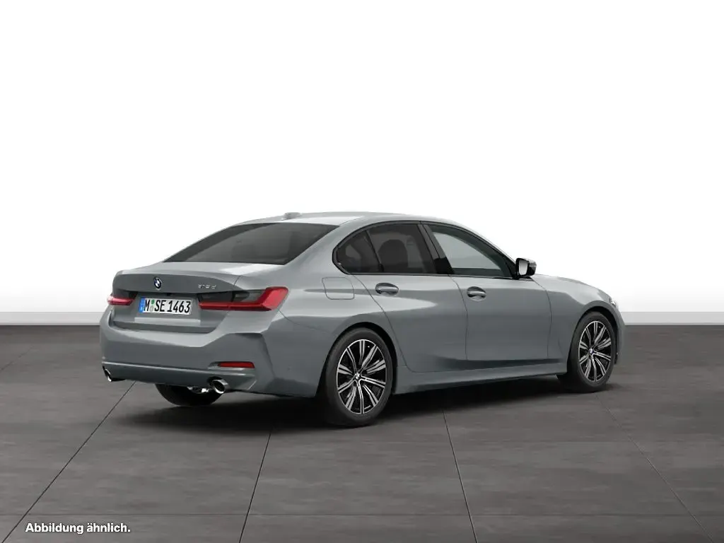 Gebraucht BMW 318 150 PS (110 kW) 2025 Grau Limousine