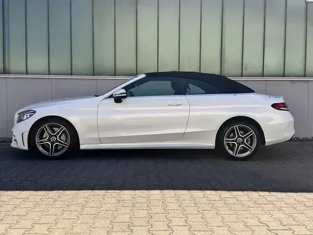 Gebraucht Mercedes C400 AMG line 333 PS (244 kW) 2020 Weiß Cabrio