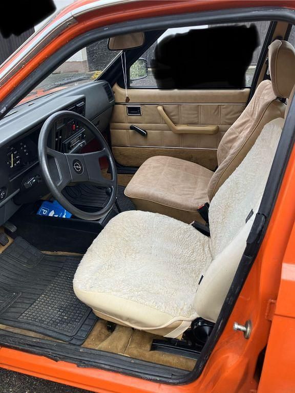 Gebraucht Opel Kadett 60 PS (44 kW) 1981 Orange Kombi
