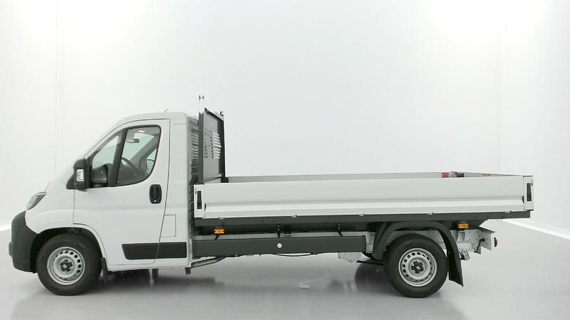 Neu Fiat Ducato 140 PS (102 kW) 2025 Blanc Van