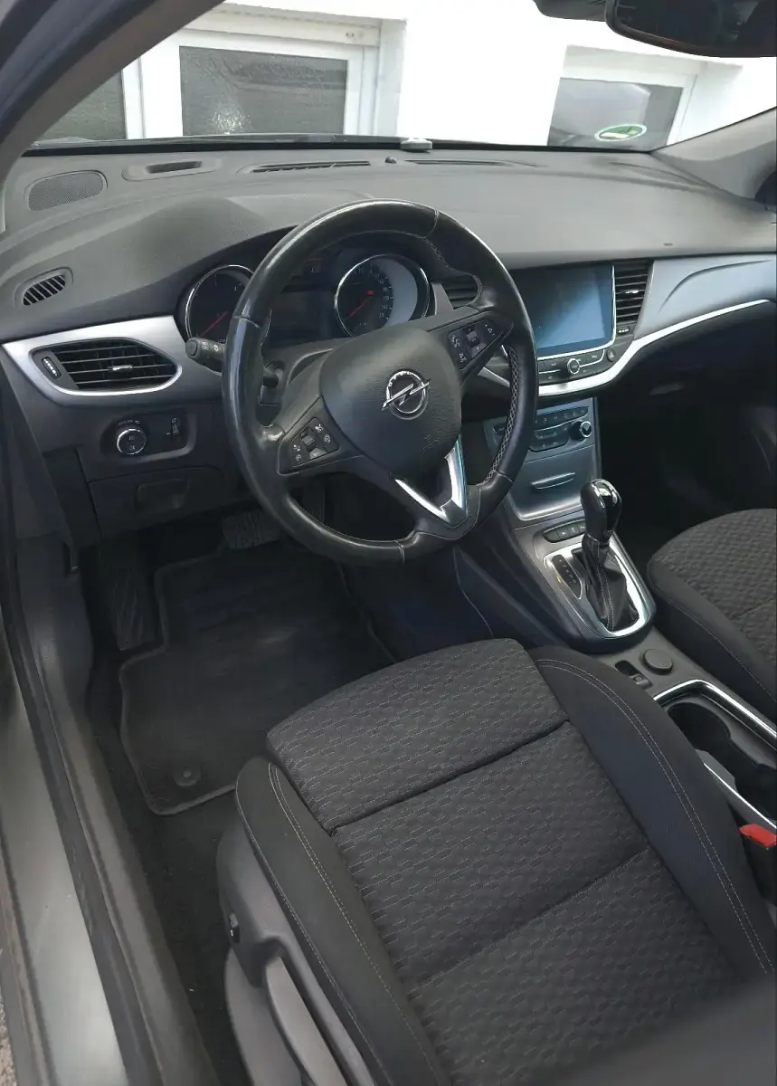 Gebraucht Opel Astra 136 PS (100 kW) 2017 Grau Kombi