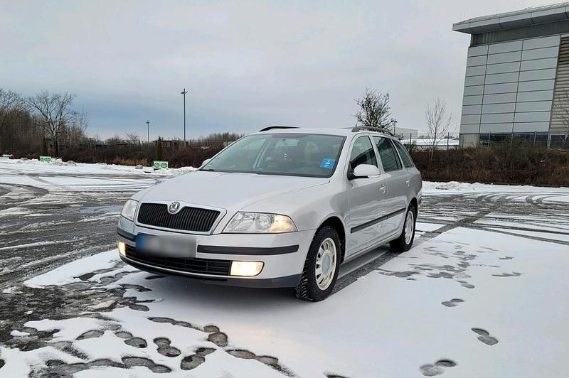Gebraucht Skoda Octavia 105 PS (77 kW) 2007 Silber Kombi