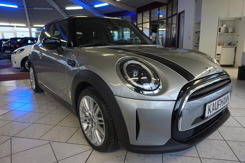 Gebraucht Mini Cooper 136 PS (100 kW) 2023 Silber Kleinwagen