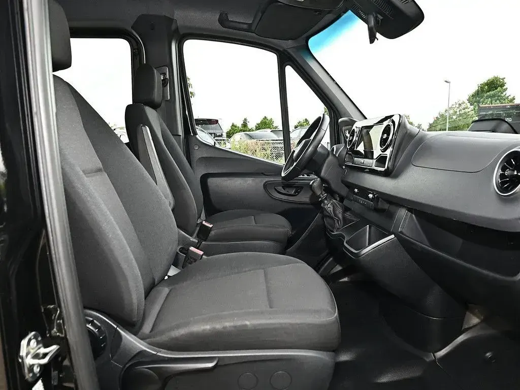 Gebraucht Mercedes Sprinter 150 PS (110 kW) 2025 Schwarz Van