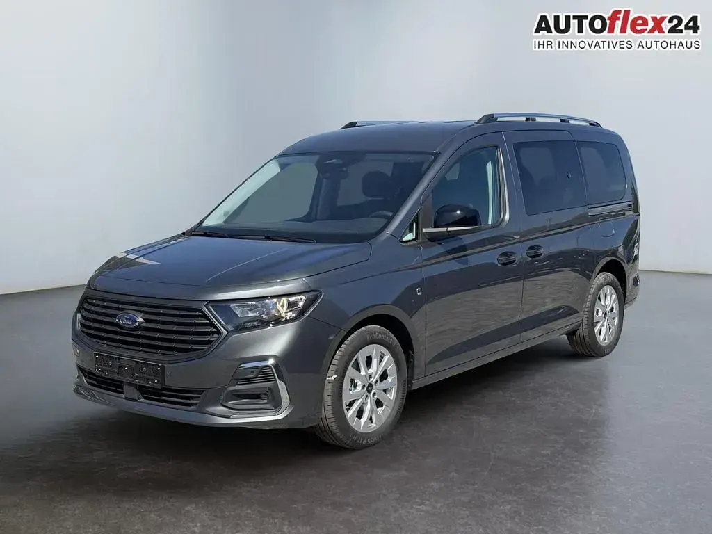 Neu Ford Tourneo Titanium 122 PS (89 kW) 2026 Grau Van / Kleinbus