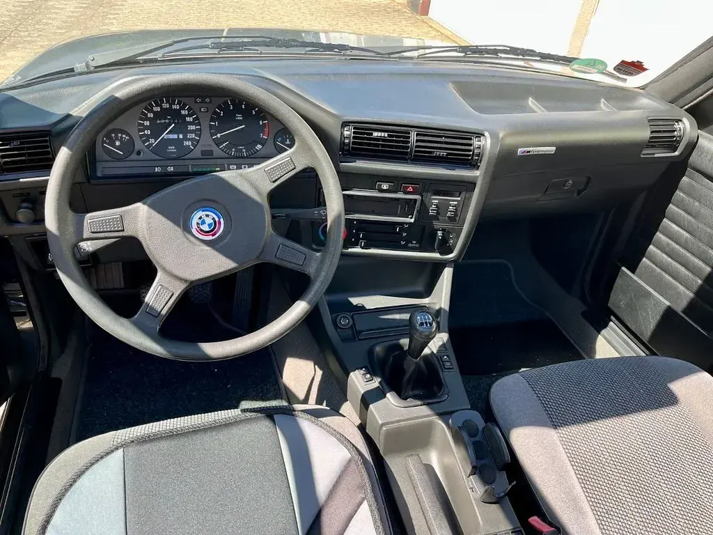 Gebraucht BMW 316 100 PS (73 kW) 1991 Grau Cabrio