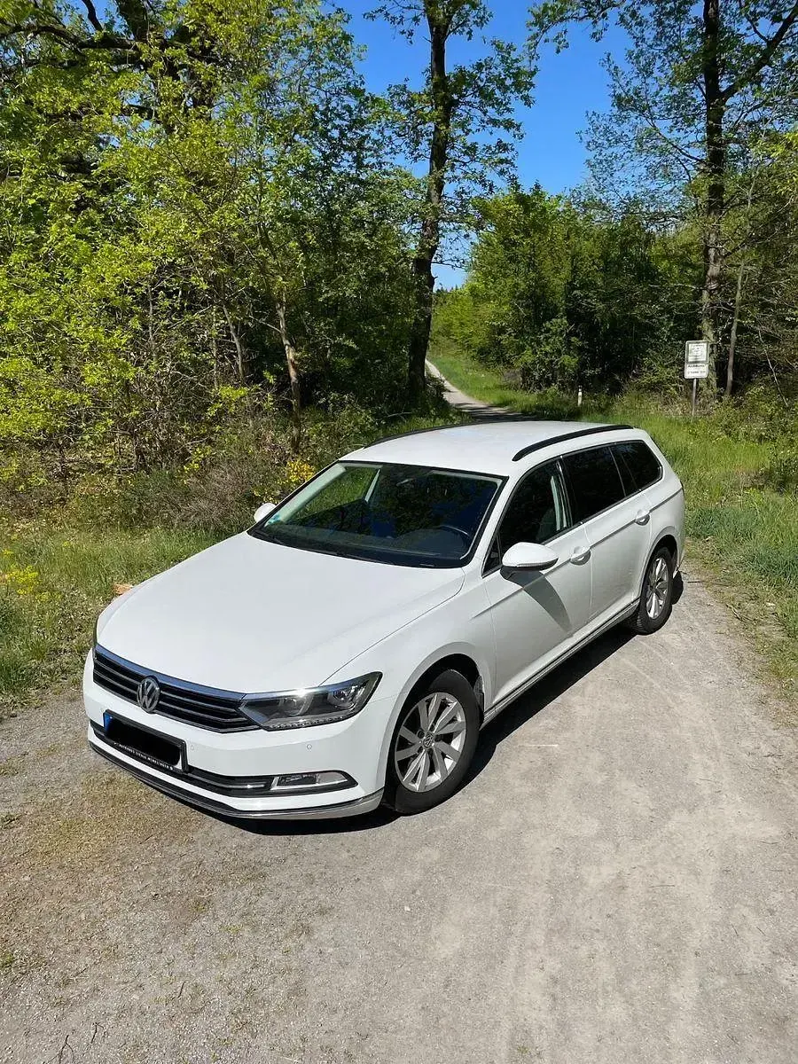 Gebraucht VW Passat 190 PS (139 kW) 2019 Weiß Kombi