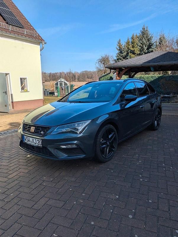 Gebraucht Seat Leon FR 150 PS (110 kW) 2020 Grau Kombi