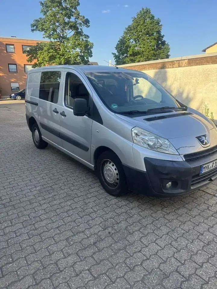 Gebraucht Peugeot Expert 128 PS (94 kW) 2011 Van