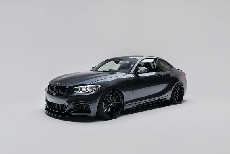 Grau Gebraucht 2016 BMW M240 M Sport Coupé | 38.000 € (Teuer) - Bild 1/4