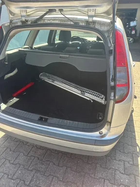 Gebraucht Ford Focus Ghia 116 PS (85 kW) 2005 Schwarz Limousine