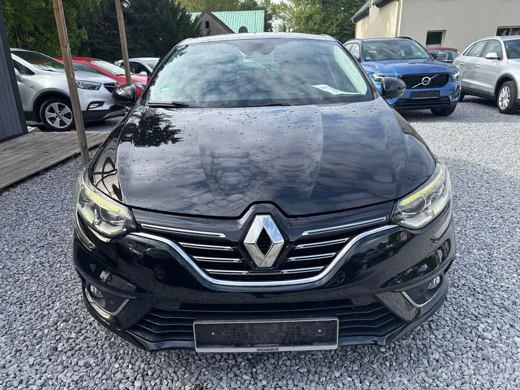 Używany Renault Mégane Intens 110 KM (80 kW) 2016 Czarny Sedan/Limuzyna