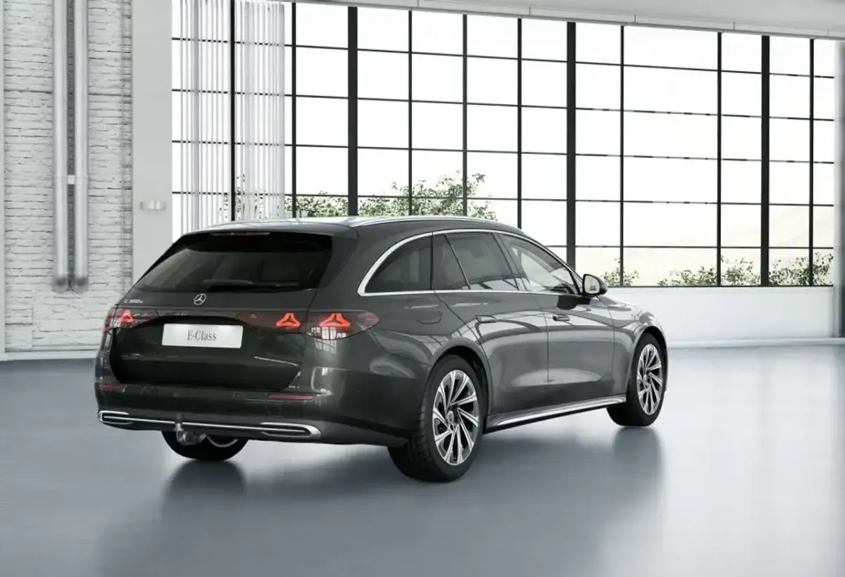 Gebraucht Mercedes E300 Exclusive 204 PS (150 kW) 2024 Grau metalliclack graphitgrau Kombi