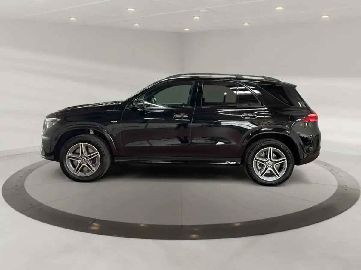 Gebraucht Mercedes GLE350 AMG 197 PS (144 kW) 2025 Schwarz SUV