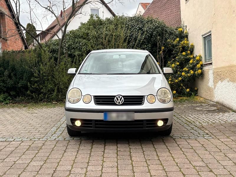 Gebraucht VW Polo 75 PS (55 kW) 2003 Silber Kleinwagen