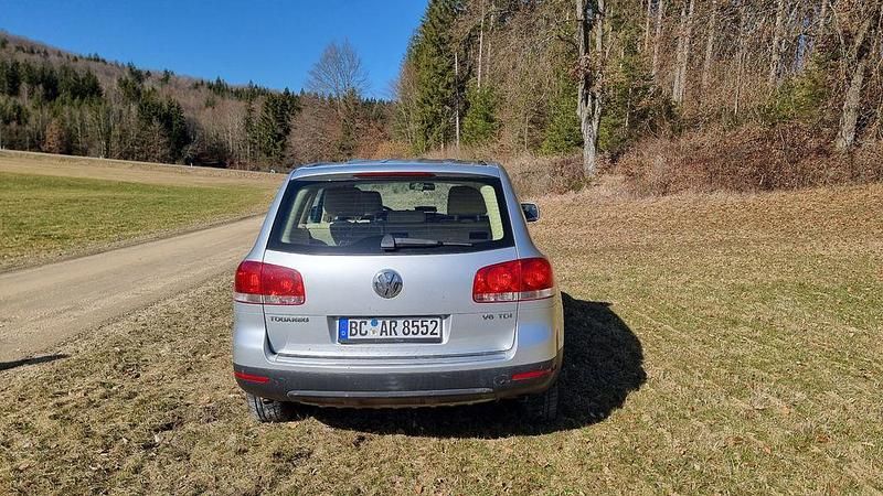 Gebraucht VW Touareg 224 PS (164 kW) 2006 Silber SUV