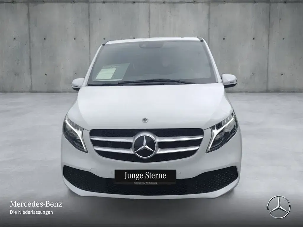 Gebraucht Mercedes V250 Edition 190 PS (139 kW) 2023 Weiß Van / Kleinbus