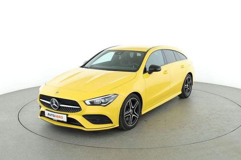 Gelb Gebraucht 2019 Mercedes CLA200 Shooting Brake AMG line Kombi | 23.710 € (Fairer Preis) - Bild 1/3