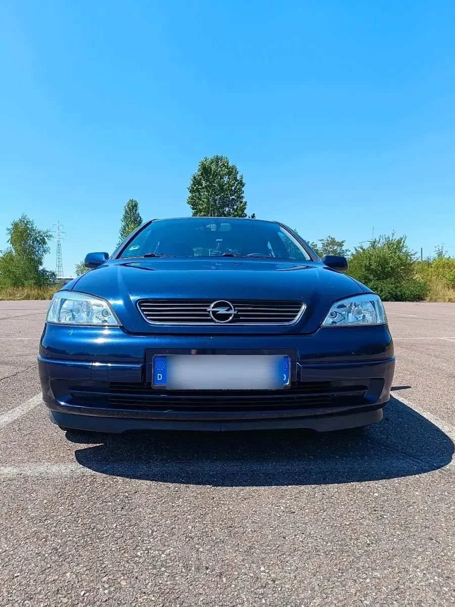 Gebraucht Opel Astra 101 PS (74 kW) 1999 Blau Limousine