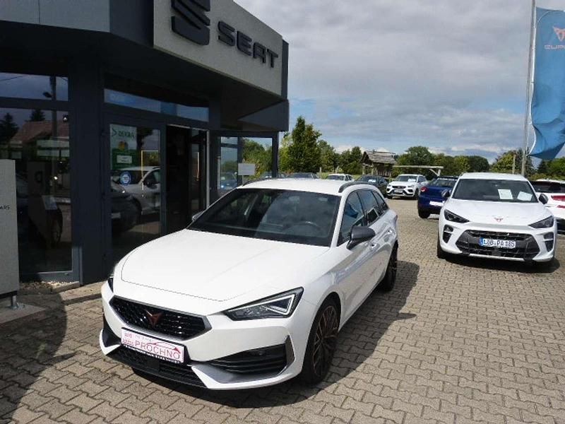 Weiß Gebraucht 2022 Cupra Leon Kombi | 30.550 € (Fairer Preis) - Bild 1/4