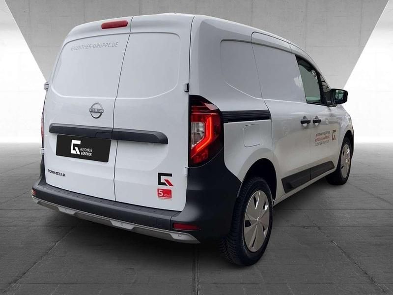 Gebraucht Nissan Townstar Acenta 131 PS (96 kW) 2025 Mineral white (s) Limousine