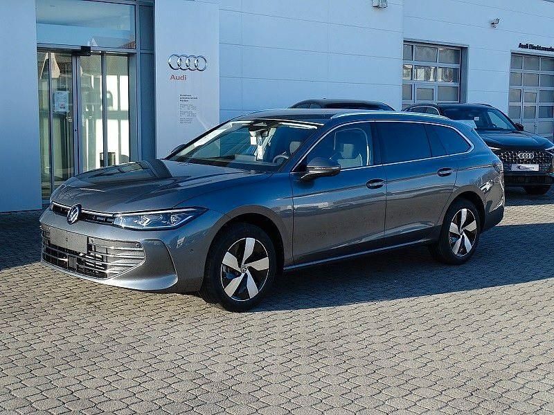 Neu VW Passat IQ Drive 150 PS (110 kW) 2025 Diabasgrau metallic Kombi