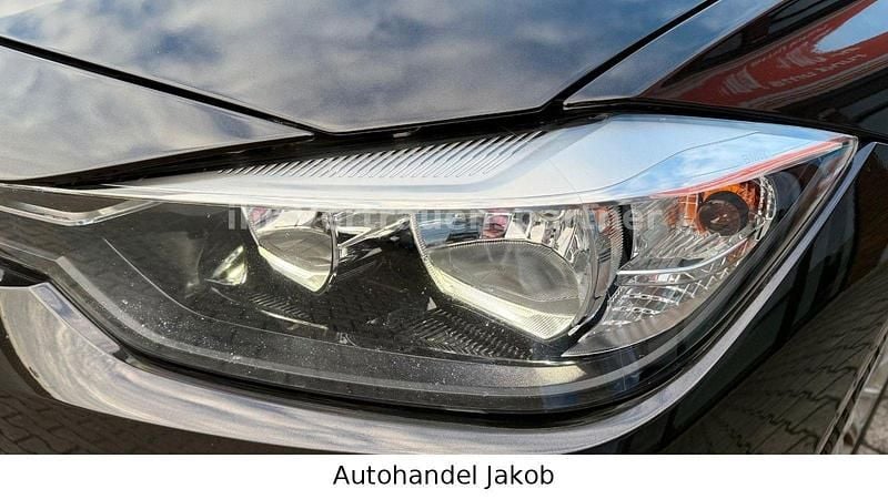 Gebraucht BMW 318 Advantage 150 PS (110 kW) 2016 Grau Kombi