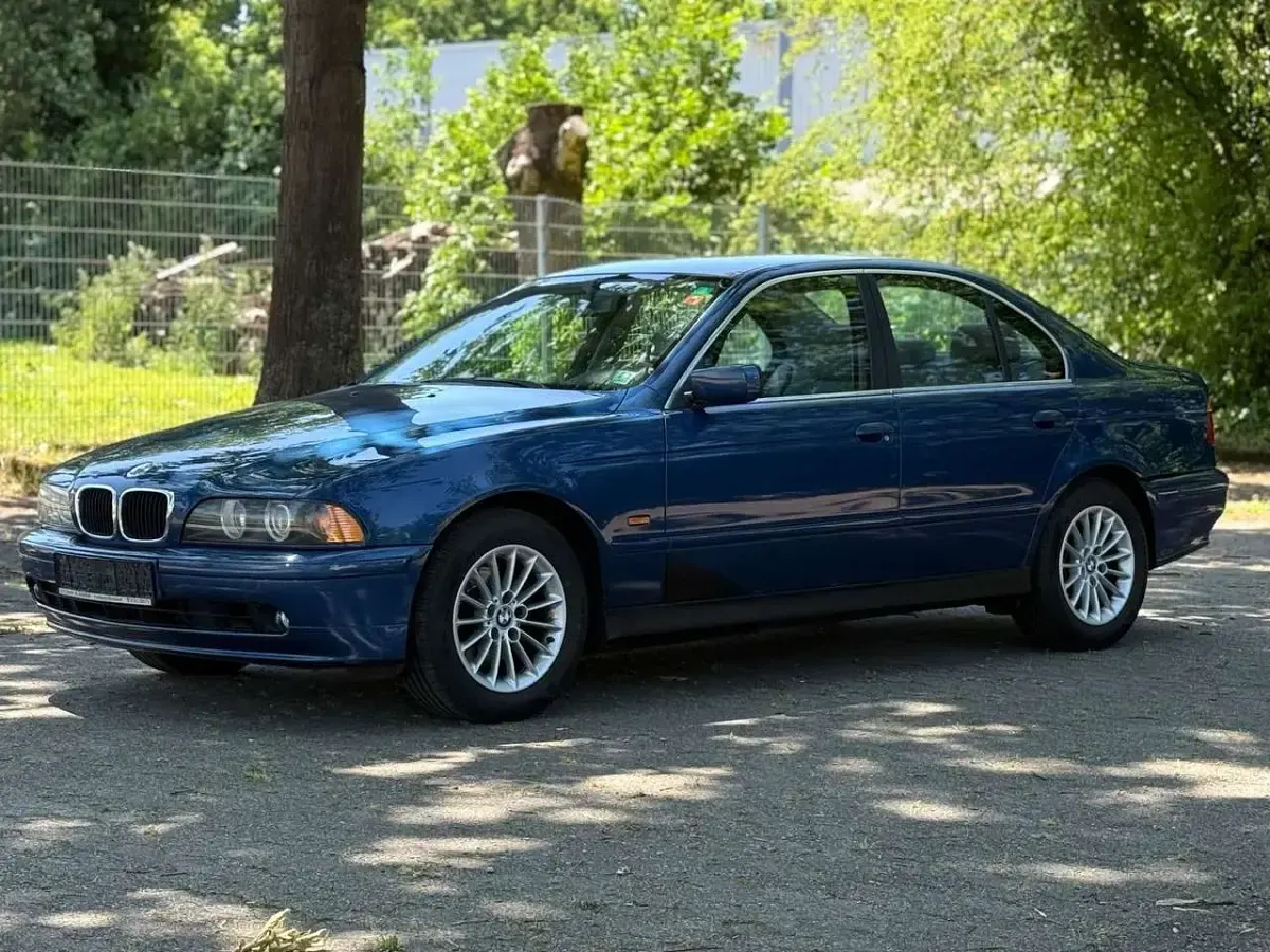 Gebraucht BMW 520 170 PS (125 kW) 2000 Blau Limousine