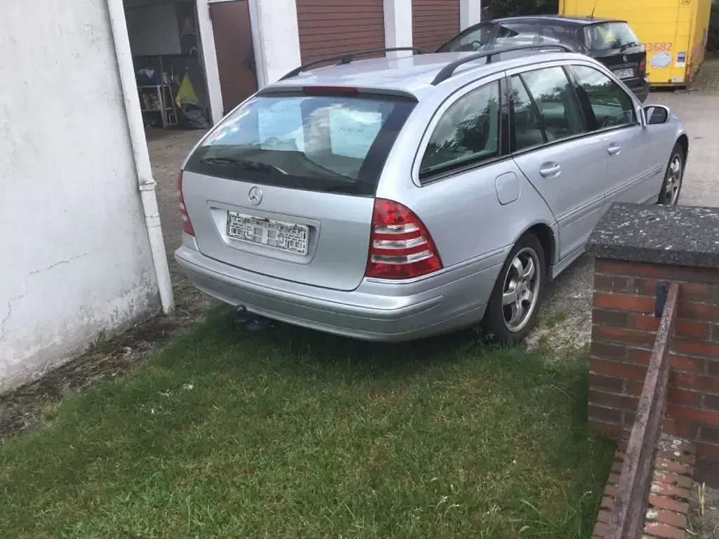 Gebraucht Mercedes C200 Elegance 122 PS (89 kW) 2006 Silber Limousine