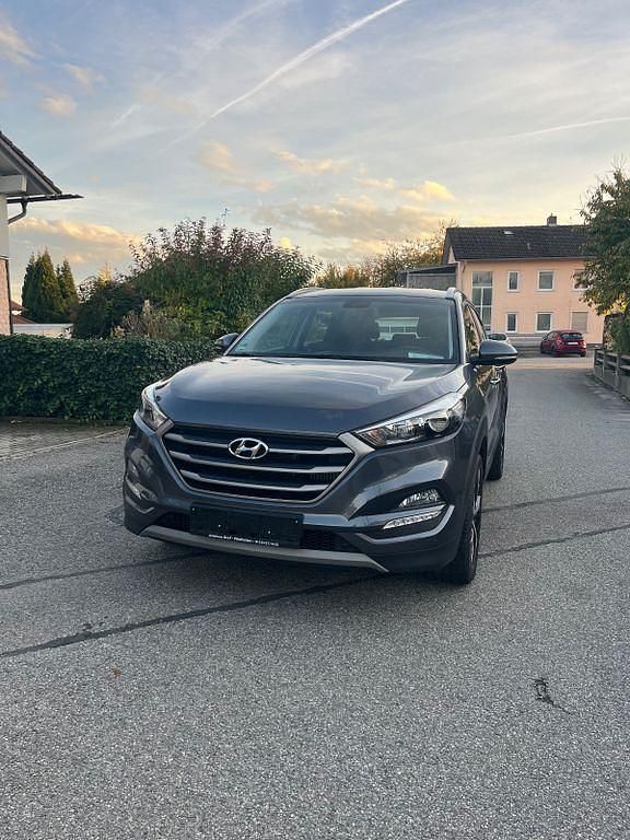 Schwarz Gebraucht 2017 Hyundai Tucson SUV | 15.200 € (Guter Preis) - Bild 1/4