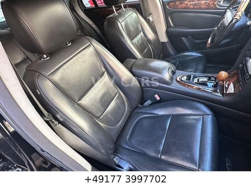 Schwarz Gebraucht 2008 Jaguar XJ8 Limousine | 24.900 € - Bild 1/4