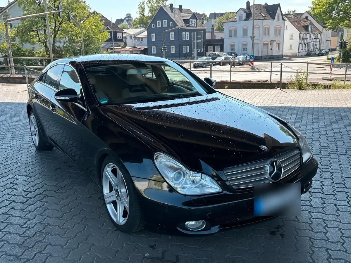 Gebraucht Mercedes CLS320 224 PS (164 kW) 2008 Schwarz Coupé