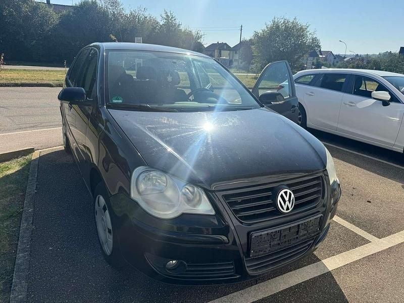 Black magic perleffekt Gebraucht 2005 VW Polo Comfortline Kleinwagen | 750 € (Superpreis) - Bild 1/4