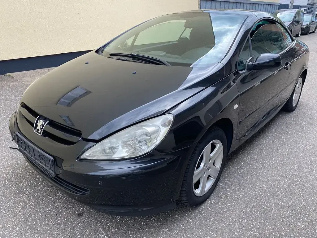 Gebraucht Peugeot 307 CC 109 PS (80 kW) 2005 Schwarz Cabrio