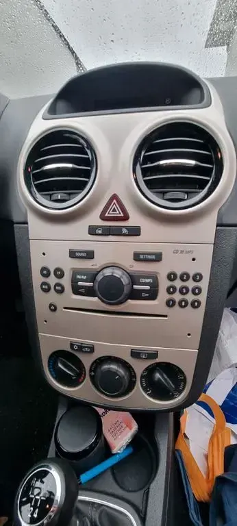 Używany Opel Corsa Cosmo 80 KM (58 kW) 2007 Niebieski Hatchback
