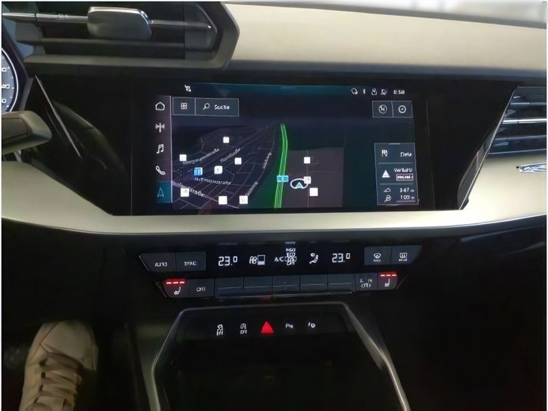 Gebraucht Audi A3 Sportback Advanced Plus 190 PS (139 kW) 2021 Schwarz Kleinwagen