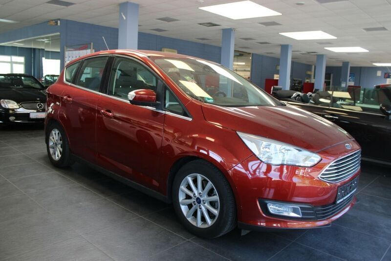Rot Gebraucht 2016 Ford C-MAX Titanium Van / Kleinbus | 11.980 € (Guter Preis) - Bild 1/4