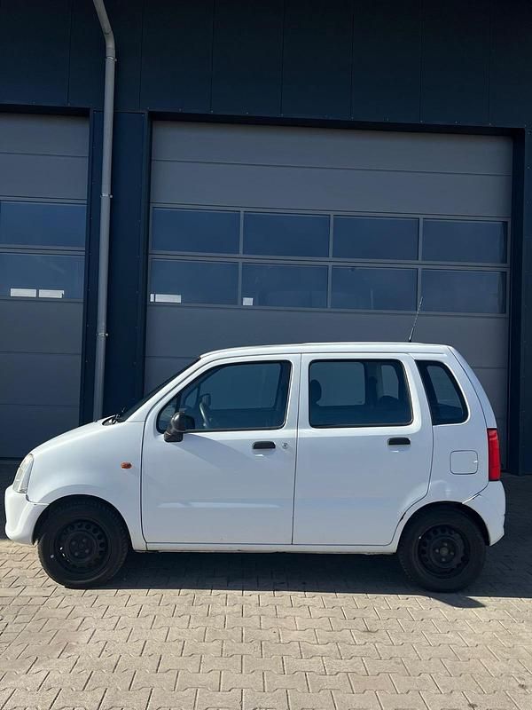 Weiß Gebraucht 2006 Opel Agila Kleinwagen | 1.299 € - Bild 1/4