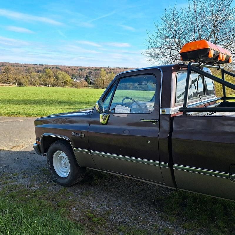 Gebraucht Chevrolet C20 162 PS (119 kW) 1981 Braun Pickup