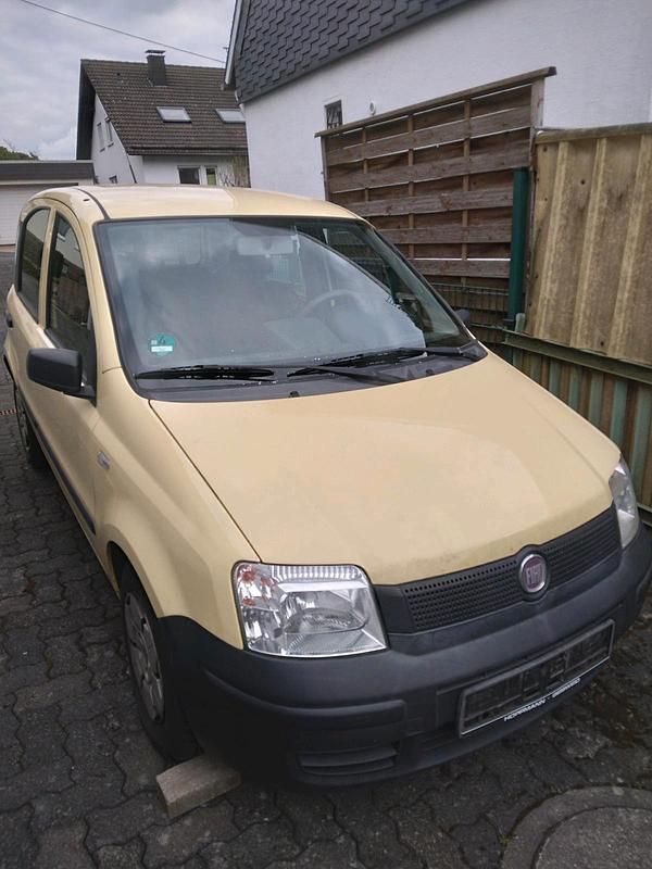 Gebraucht Fiat Panda 60 PS (44 kW) 2009 Gelb Kleinwagen