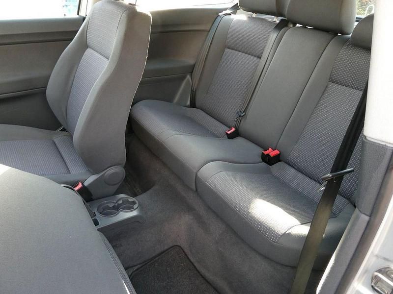 Gebraucht VW Polo Cricket 54 PS (39 kW) 2004 Silber Kleinwagen