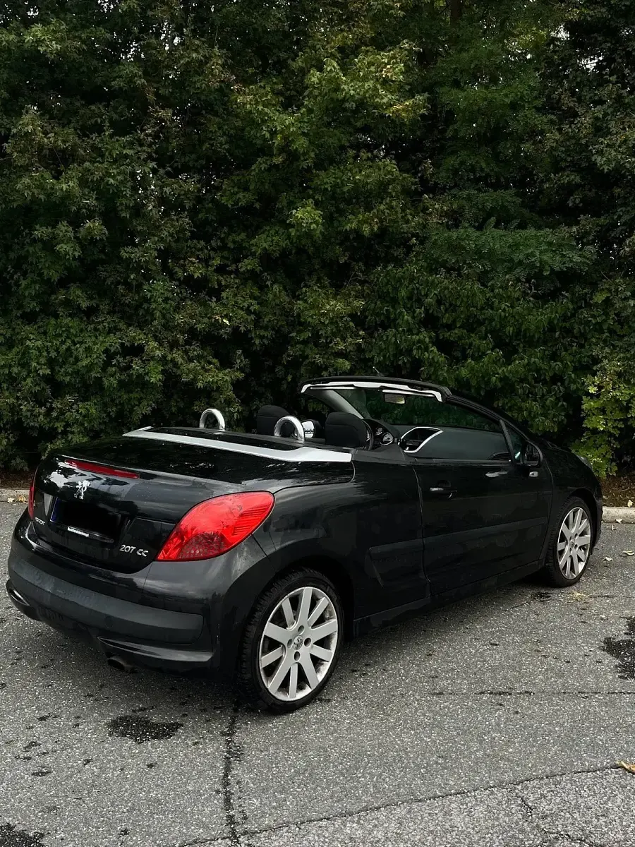 Gebraucht Peugeot 207 CC 150 PS (110 kW) 2007 Schwarz Cabrio