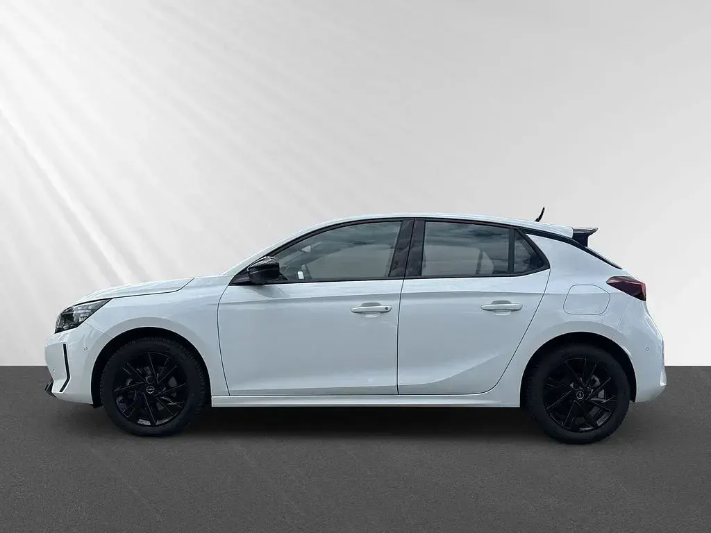 Używany Opel Corsa S 101 KM (74 kW) 2024 Biały Hatchback