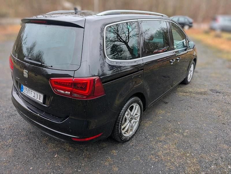 Gebraucht Seat Alhambra XCELLENCE 150 PS (110 kW) 2021 Schwarz Van / Kleinbus
