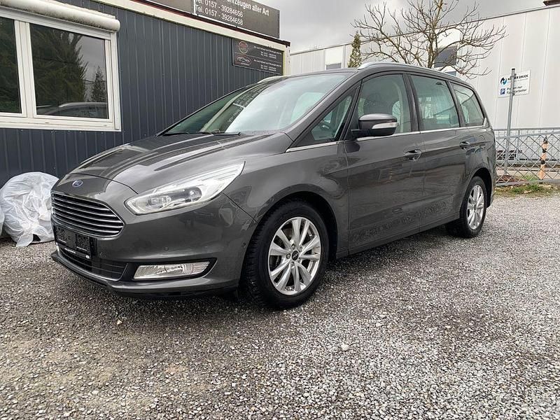 Gebraucht Ford Galaxy Titanium 179 PS (131 kW) 2017 Grau Van / Kleinbus