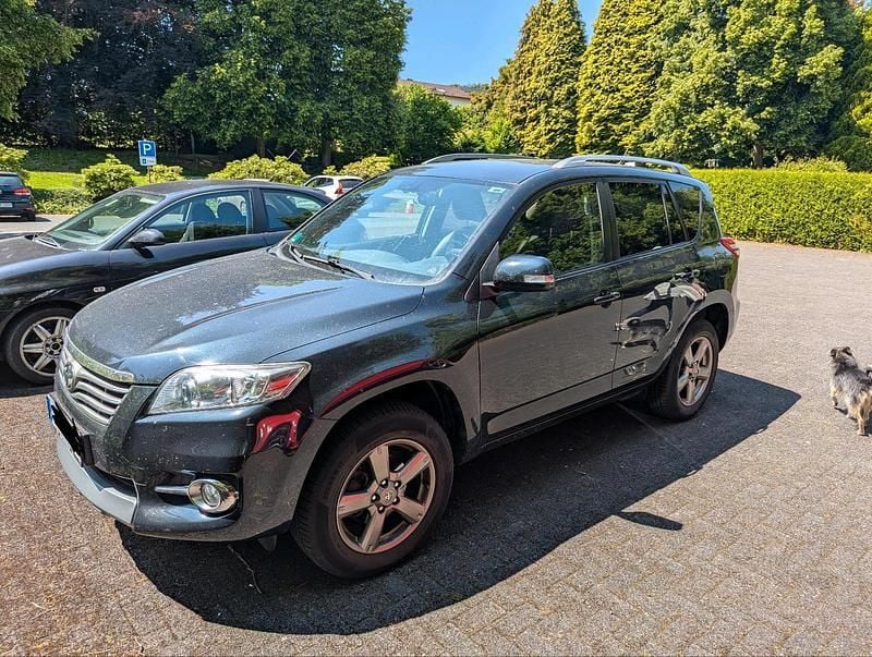 Blau Gebraucht 2013 Toyota RAV4 Travel SUV | 10.000 € (Guter Preis) - Bild 1/4