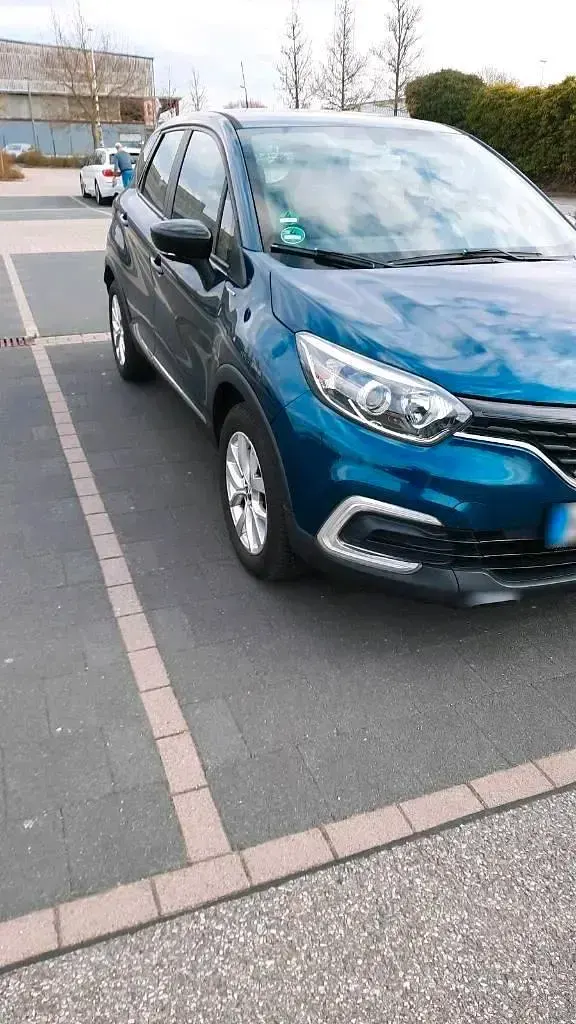 Occasion Renault Captur LIMITED 90 ch (66 kW) 2018 Bleue SUV