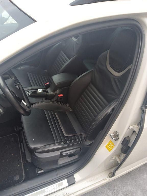 Gebraucht Skoda Octavia RS 220 PS (161 kW) 2014 Weiß Kleinwagen