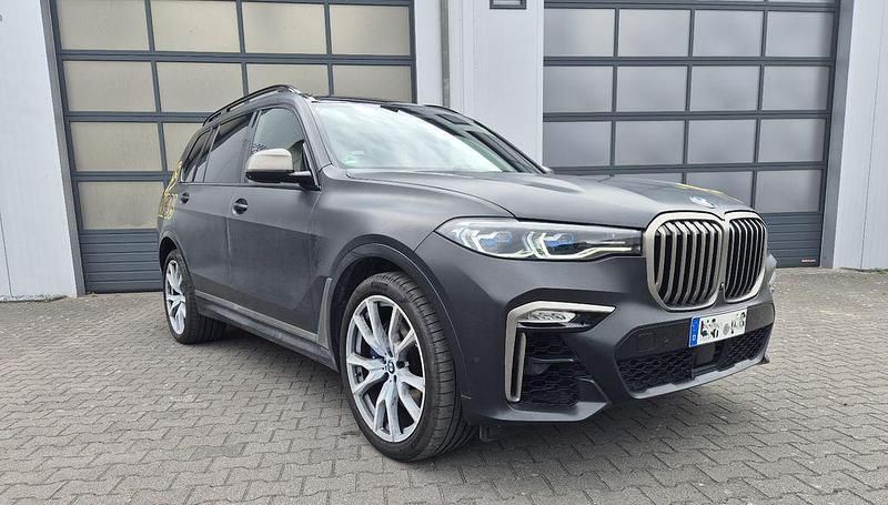 Schwarz Gebraucht 2019 BMW X7 Sport Line SUV | 58.900 € (Fairer Preis) - Bild 1/4